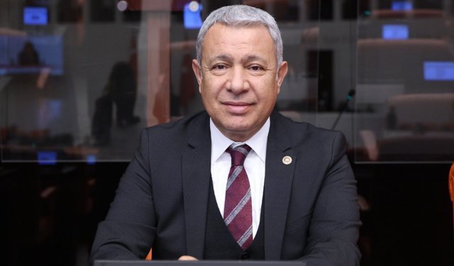 Sümer’den TOKİ Konutlarına Sert Tepki: “Depremzedeye Lütuf Değil, Güvenli Yaşam Sunulmalı”