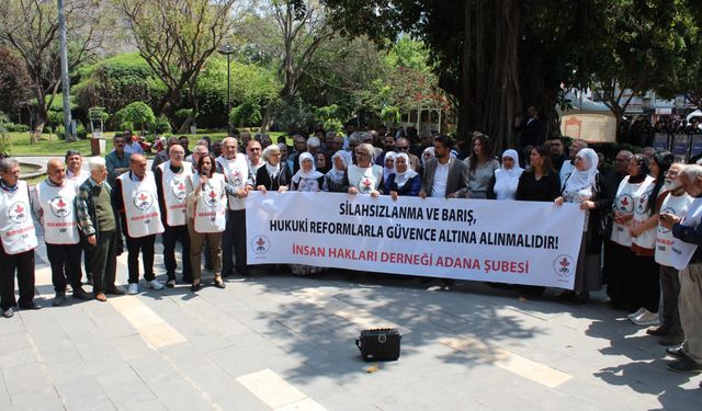 Adana İHD, "Çatışmasızlık ve silahsızlanma ile elde edilen bu tarihi fırsat kalıcı bir barışa dönüşmeli"