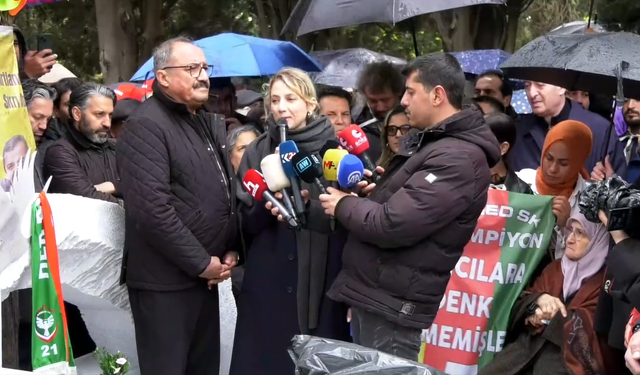 “Artık dinlen turna kuşum…”: Barışın inadıyla yaşayan bir ömrün ardından Sırrı Süreyya Önder özlemle anıldı