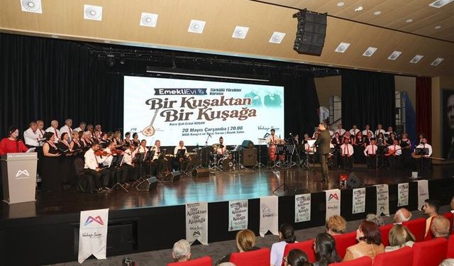 MERSİN BÜYÜKŞEHİR KUŞAKLARI TÜRKÜLERLE BULUŞTURDU