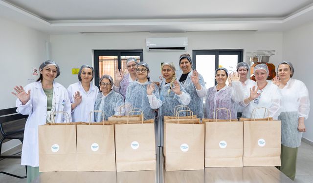 Hamzabeyli Köyümüz Atölye’de Kan Portakalı Çikolatayla Buluştu