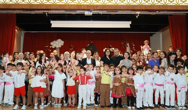 Yüreğir Belediyesi kreşlerinde eğitim gören öğrenciler, mezuniyet sevinci yaşadı