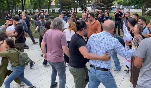 SON DAKİKA | Özel Sektör Öğretmenleri Sendikası’nın Ankara eylemine polis müdahalesi
