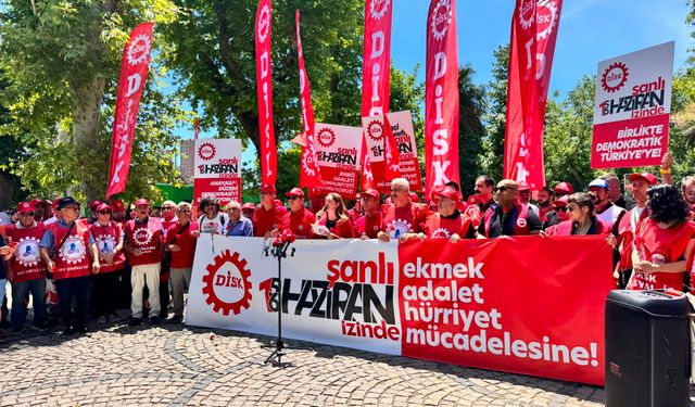 Arzu Çerkezoğlu: Demokrasi işçi sınıfının ekmeğidir