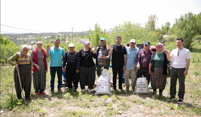 MERSİN BÜYÜKŞEHİR BELEDİYESİ ATALIK TOHUMLARI GELECEK NESİLLERE AKTARIYOR