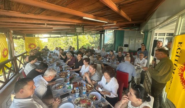 Eğitim Sen Adana Şubesi Üniversite Emekçileriyle Buluştu: “Birlikte Daha Güçlü Olacağız”