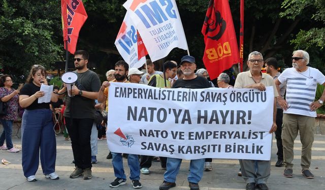 Adana'dan NATO Zirvesi Öncesi Savaş Karşıtı Yürüyüş: “Tutuklamalar Mücadeleyi Durduramaz”