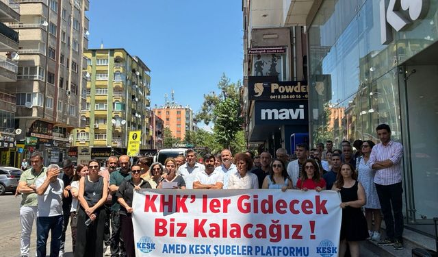 Amed'de KESK'li KHK’liler 170. Haftada Yine Meydandaydı: “KHK’ler Gidecek, Biz Kalacağız”