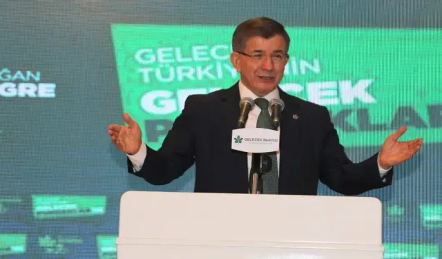 Ahmet Davutoğlu siyaseti bıraktı: Gelecek Partisi siyasi faaliyetlerini sonlandırdı