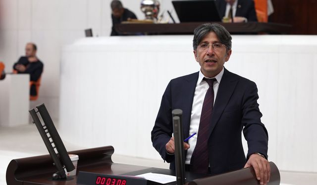 Ali Bozan, Mersin’de A. Otomotiv’e yönelik silahlı saldırıyı Meclis gündemine taşıdı