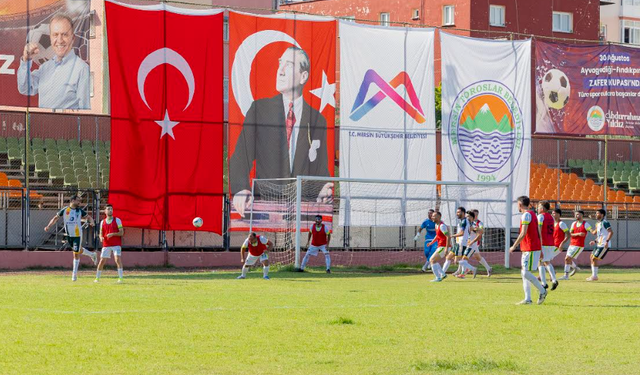 MERSİN BÜYÜKŞEHİR’İN 30 AĞUSTOS ZAFER KUPASI FINDIKPINARI FUTBOL TURNUVASI’NDA FUTBOL HEYECANI BAŞLADI