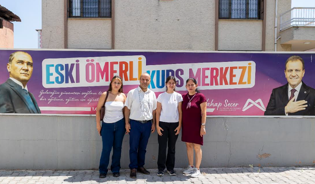 MERSİN BÜYÜKŞEHİR ŞEHİR TİYATROSU’NDA ‘ENSEMBLE ÖDÜLÜ’ GURURU