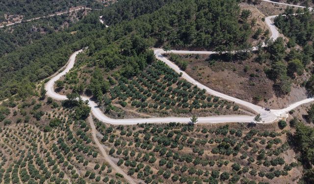MERSİN BÜYÜKŞEHİR SİLİFKE’DEKİ SON STABİLİZE YOLU DA ASFALTLA BULUŞTURDU