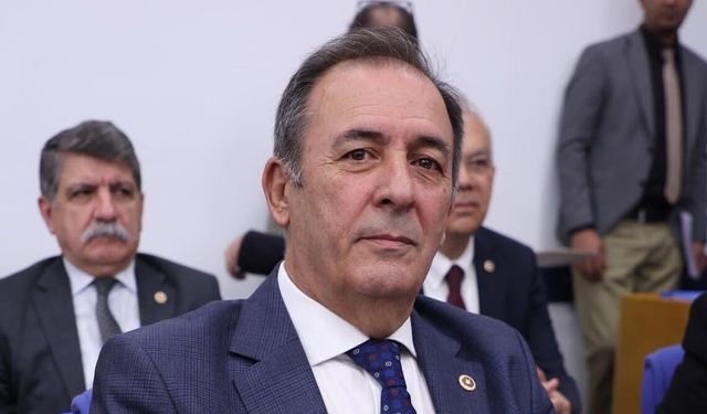 CHP'li Mustafa Erdem: "AKP emekliye açlığı, emekçiye güvencesizliği, belediyelere yeni yükleri dayatıyor"