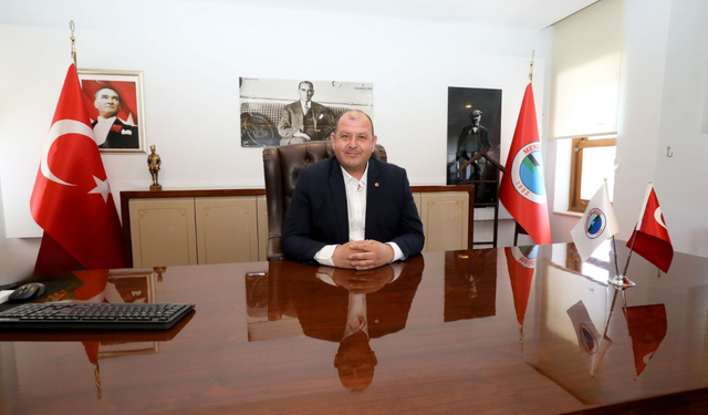 CHP’li Menderes Belediyesi’ne yönelik operasyon düzenlendi