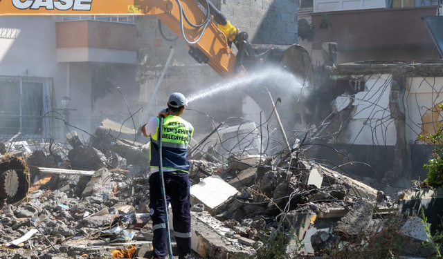 Yenişehir’de atıl okullar ve metruk yapılar yıkılıyor