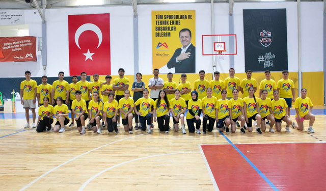 GENÇLER FİZİKİ YETERLİLİK SINAVLARININ PARKURLARINI MERSİN BÜYÜKŞEHİR’LE AŞIYOR