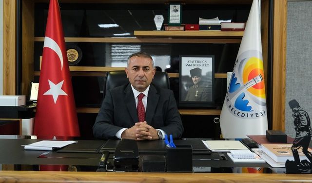 Güngör Geçer: “Cumhuriyetle milletimizin geleceği aydınlandı”