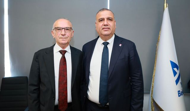 Yüreğir Belediyesi Önüne Çağrı