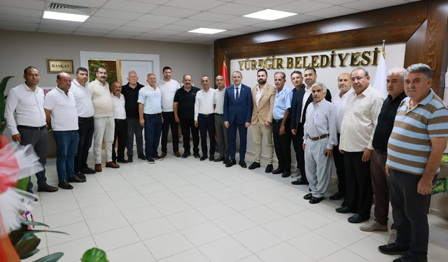 Yüreğir’de muhtarlar mahallelerin taleplerini belediyeye taşıdı