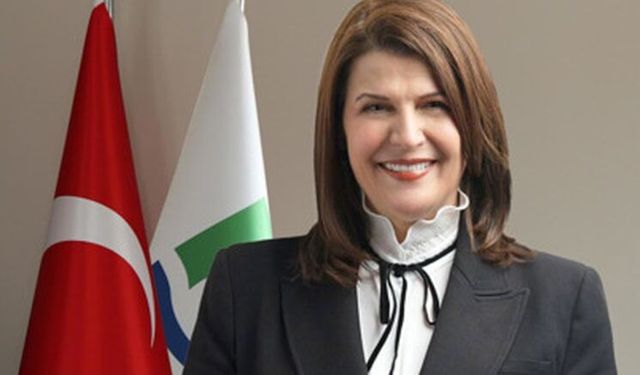 Foça’da Siyasi Dengeleri Değiştiren Geçiş: Saniye Bora Fıçı AK Parti’ye Katıldı
