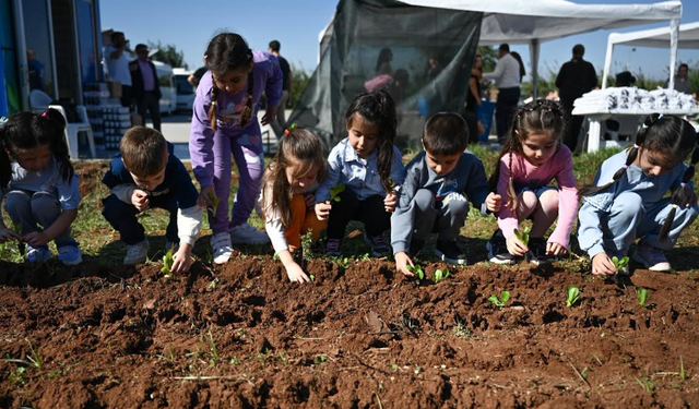 Seyhan Belediyesi’nden Miniklere Doğa Sevgisi Aşılayan Eğitim