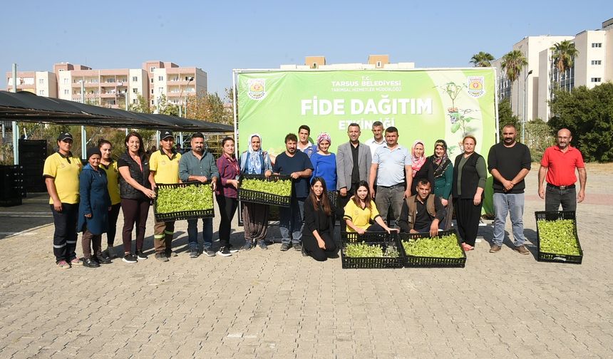 Tarsus Belediyesi Üreticilere Ücretsiz 750 Bin Adet Fide Dağıttı