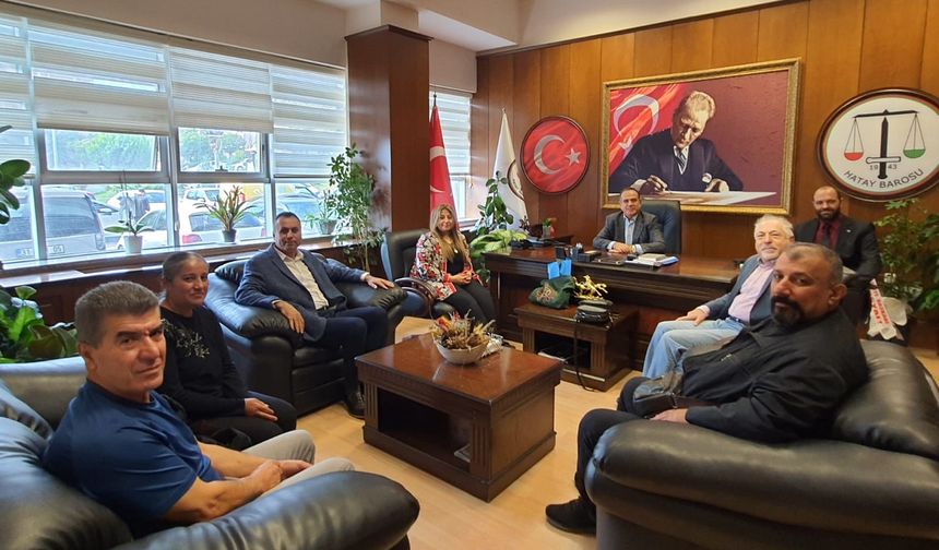 HDP'liler Hatay Barosu'na Hayırlı Olsun Ziyaretinde Bulundu