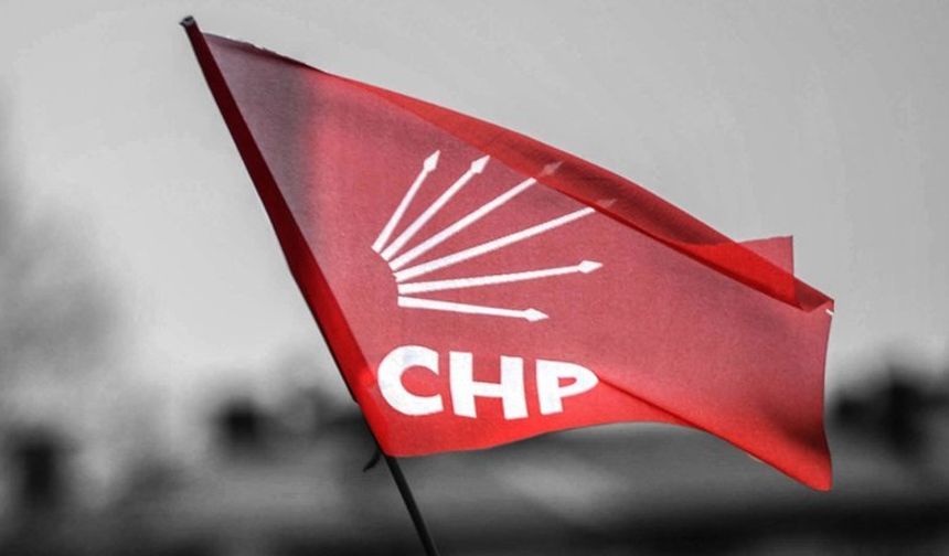 CHP'den 40’a yakın il başkanının milletvekili adaylığı için istifa etmesi bekleniyor.