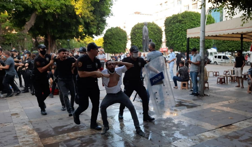 Adana'da Suruç Katliamı anmasıyla ilgili dinlenen tanıklar, polis şiddetini anlattı
