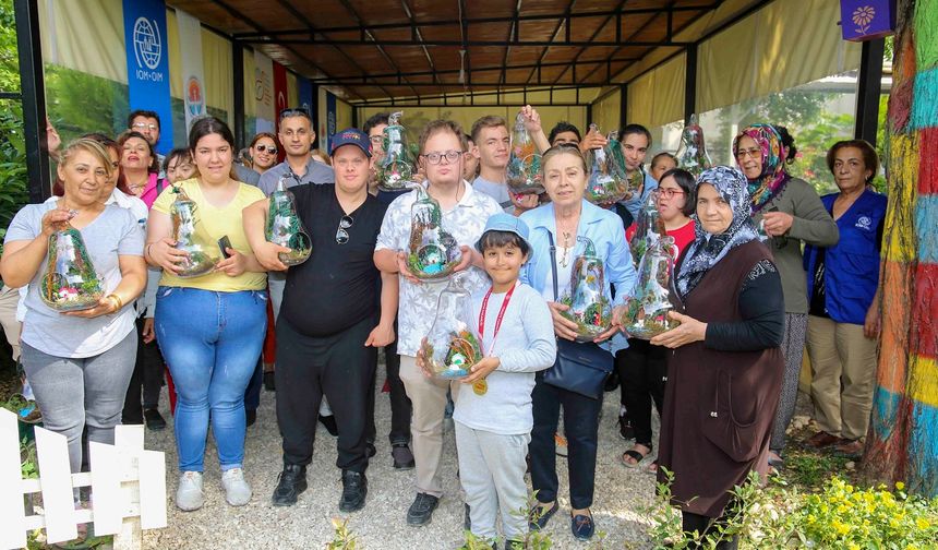 Adana Büyükşehir ve IOM iş birliğiyle, engelli bireylere ve ailelerine yönelik sosyal hizmet çalışması gerçekleştirildi