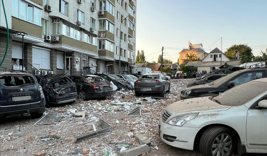 Ukrayna'nın Kiev kentine düzenlenen son hava saldırısında üç kişi öldü