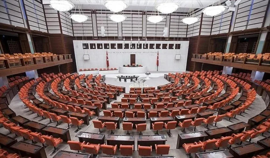 AK Parti'den "Süreç Yasası" Mesajı: Ön Şart Silah Bırakmanın Teyidi