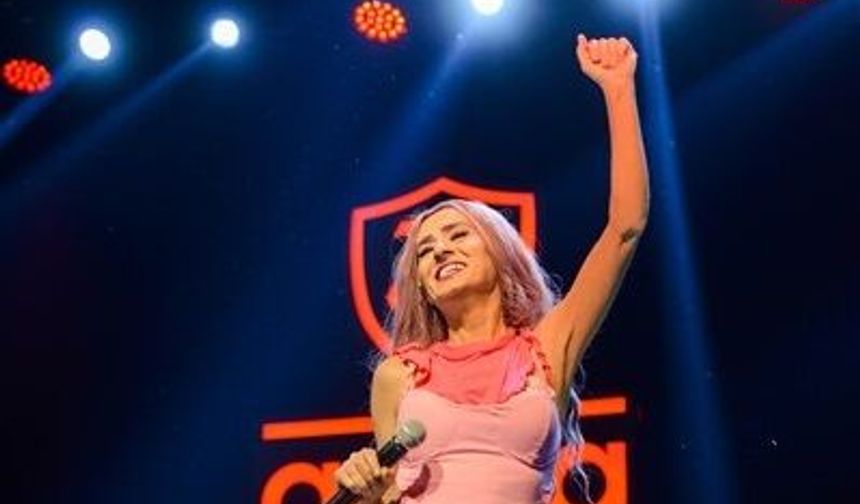 Jolly Joker Arena’da Yıldız Tilbe İzdihamı: Kapıları Kapattılar!