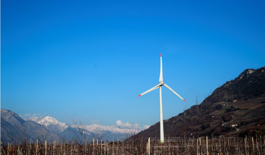 İsviçreli seçmenler yenilenebilir enerji üretimini artıracak yasayı destekledi