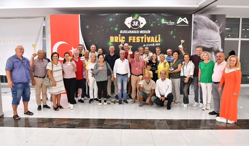 Bu yıl 38.’sini düzenlenen ‘Uluslararası Mersin Briç Festivali’ ödül töreni ile son buldu