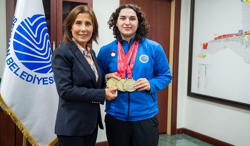 AVRUPA ŞAMPİYONU SARA’DAN BAŞKAN OYA TEKİN’E TEŞEKKÜR ZİYARETİ