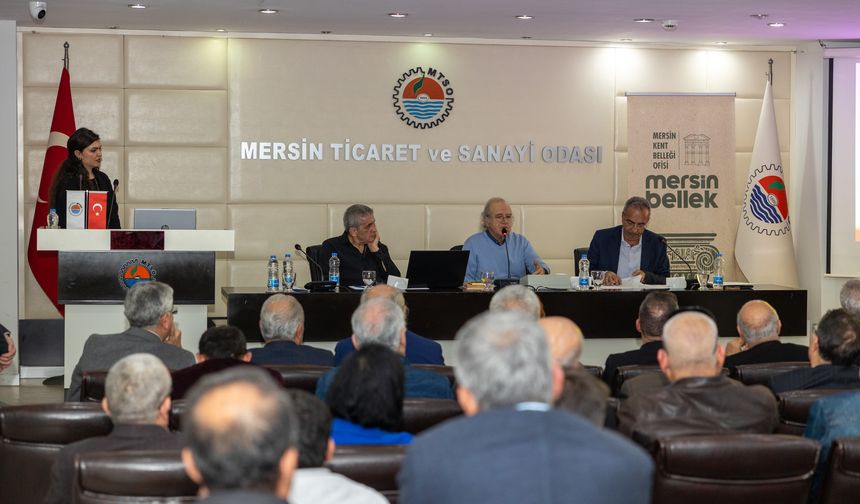 ‘Mersin Ekonomisinin Dünü, Bugünü, Geleceği’ konulu panel düzenlendi