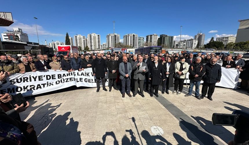 Adana'da Alevi Sivil İnisiyatifi'nden Suriye'deki Zulme Karşı Basın Açıklaması