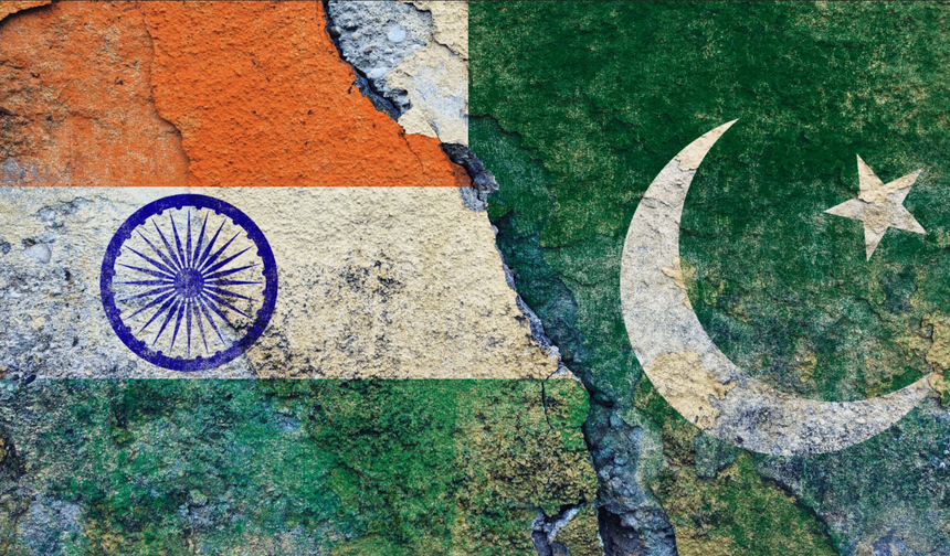 Hindistan-Pakistan Çatışmasında Ölü Sayısı 50’yi Aştı: Karşılıklı Saldırılar Savaşa Dönüşüyor