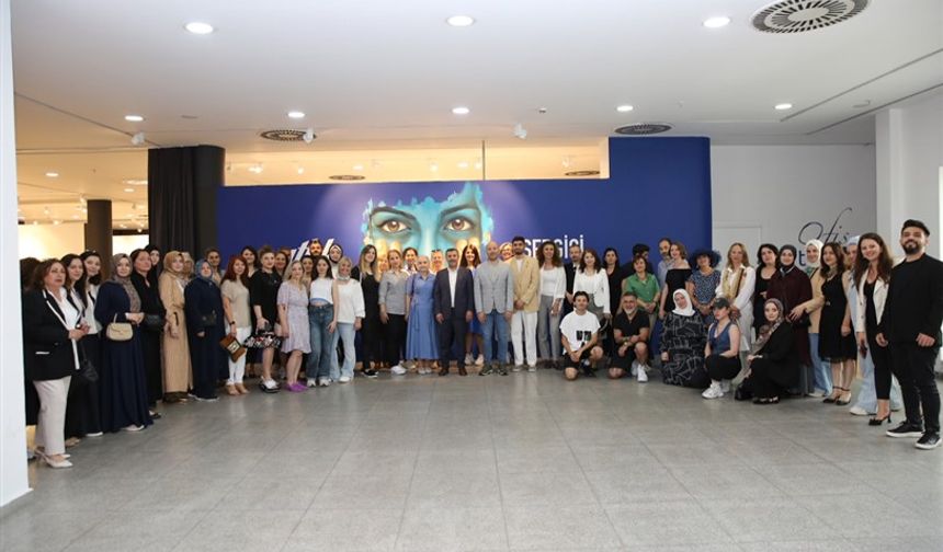 ZITLIK Sergisi Galeri Cennet’te Kapılarını Araladı