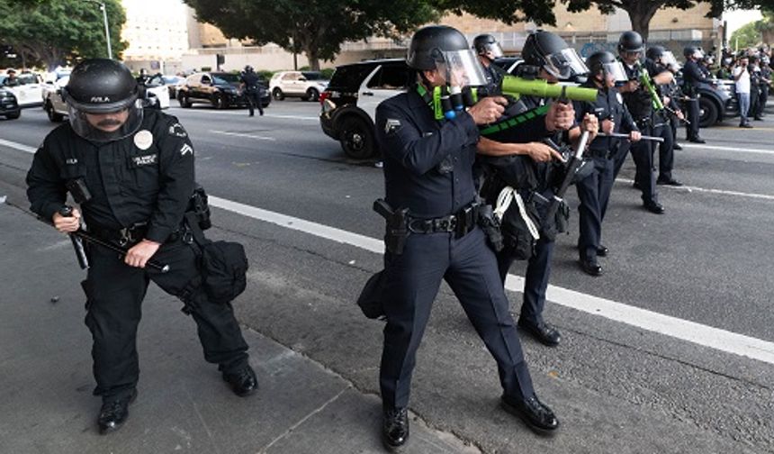 ABD'de Gerilim Tırmanıyor: Los Angeles’ta Sokağa Çıkma Yasağı İlan Edildi
