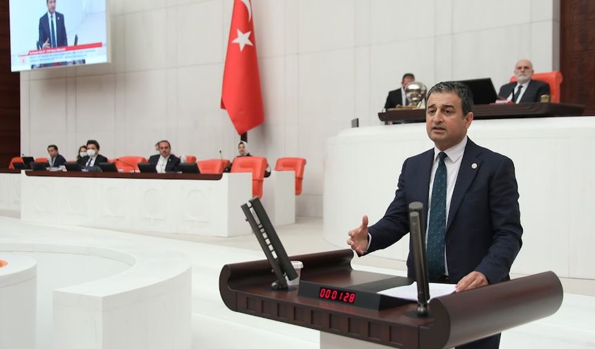 CHP'li Bulut: Bu yaz sıcağında Adanalı'ya zulmetmeyin!