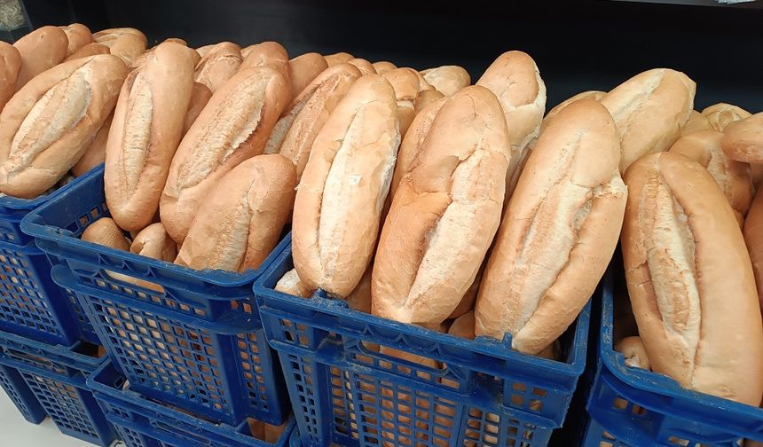 Adana’da ekmeğe zam: 15 TL oldu