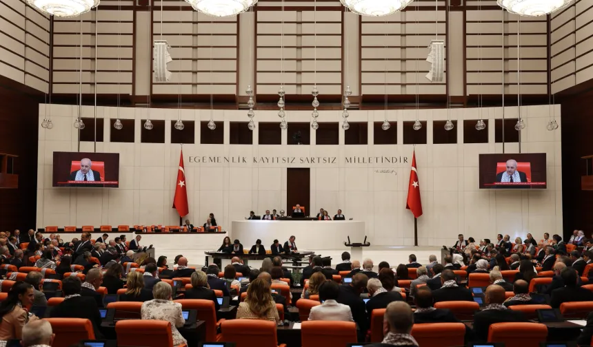 TBMM Genel Kurulu’nda bütçe görüşmeleri gergin geçti