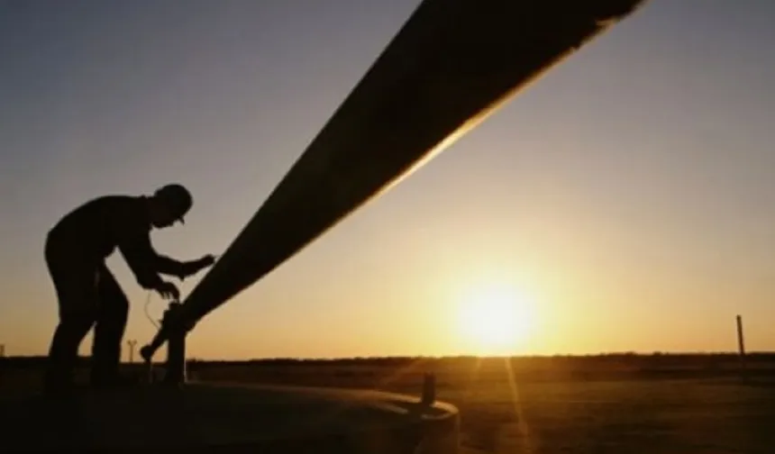 Ukrayna'nın saldırıları petrol fiyatlarını yükseltti