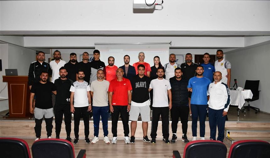 TFF Kalecilik Günleri Seminerlerinin İlki Adana’da Gerçekleşti