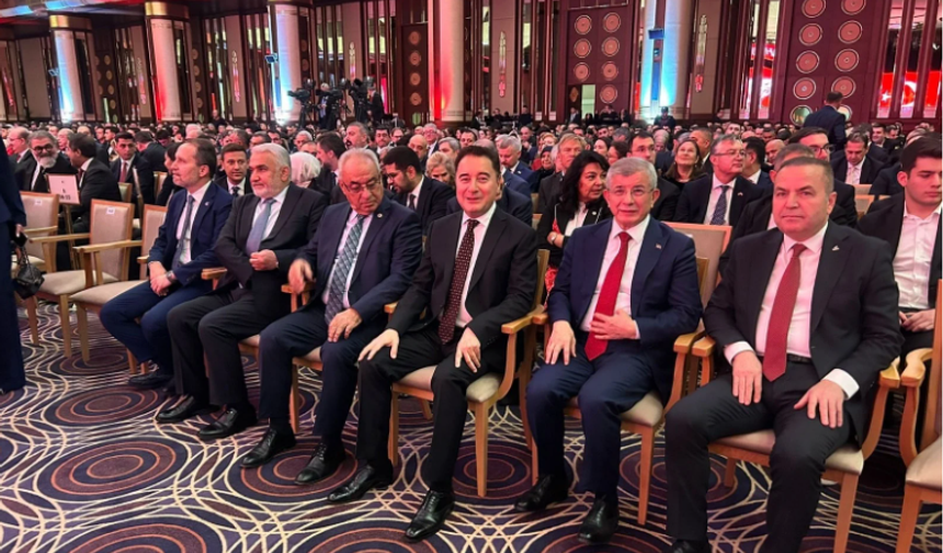 Külliye’de 29 Ekim Resepsiyonu: Katılanlar ve Katılmayanlar Dikkat Çekti