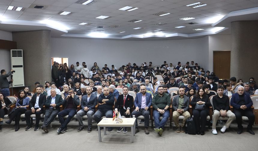 Yapay zeka temelleri ve inşaat sektöründe pratik uygulamaları sunuldu