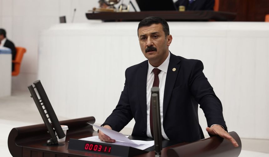 SELÇUK TÜRKOĞLU, “Bursa’nın orta yerinde bir kirlilik abidesi yükseliyor: Bursa Çimento”